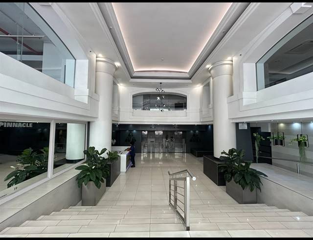 85M² BUILDING TO LET IN CAPE TOWN CITY CENTRE